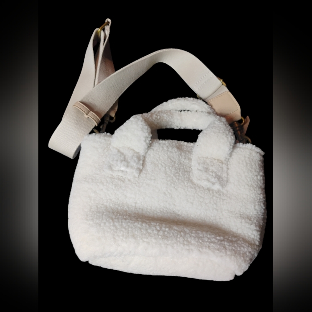Faux fur shoulder bag